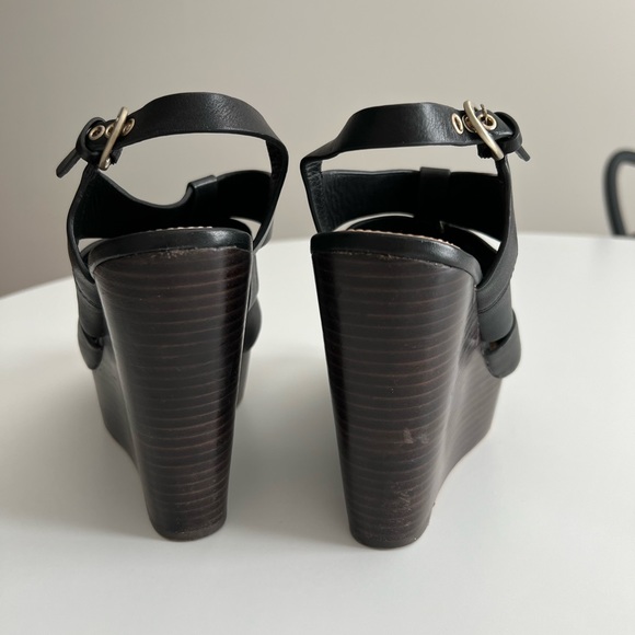 Saks Fifth Avenue wedge sandal - Picture 3 of 5